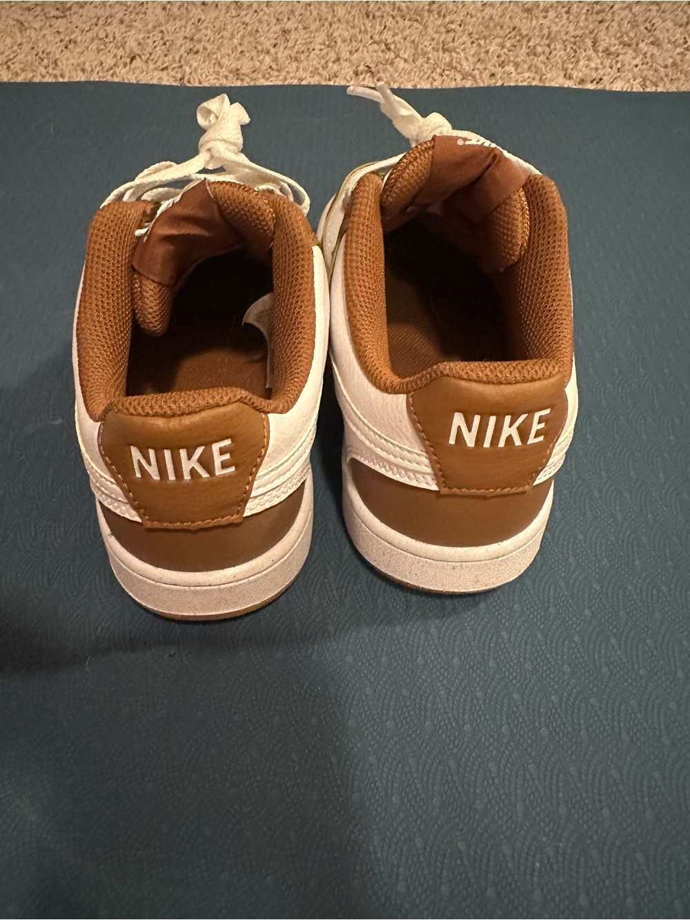 Nike Brown and White Low Top Sneakers - Picture 3 of 4